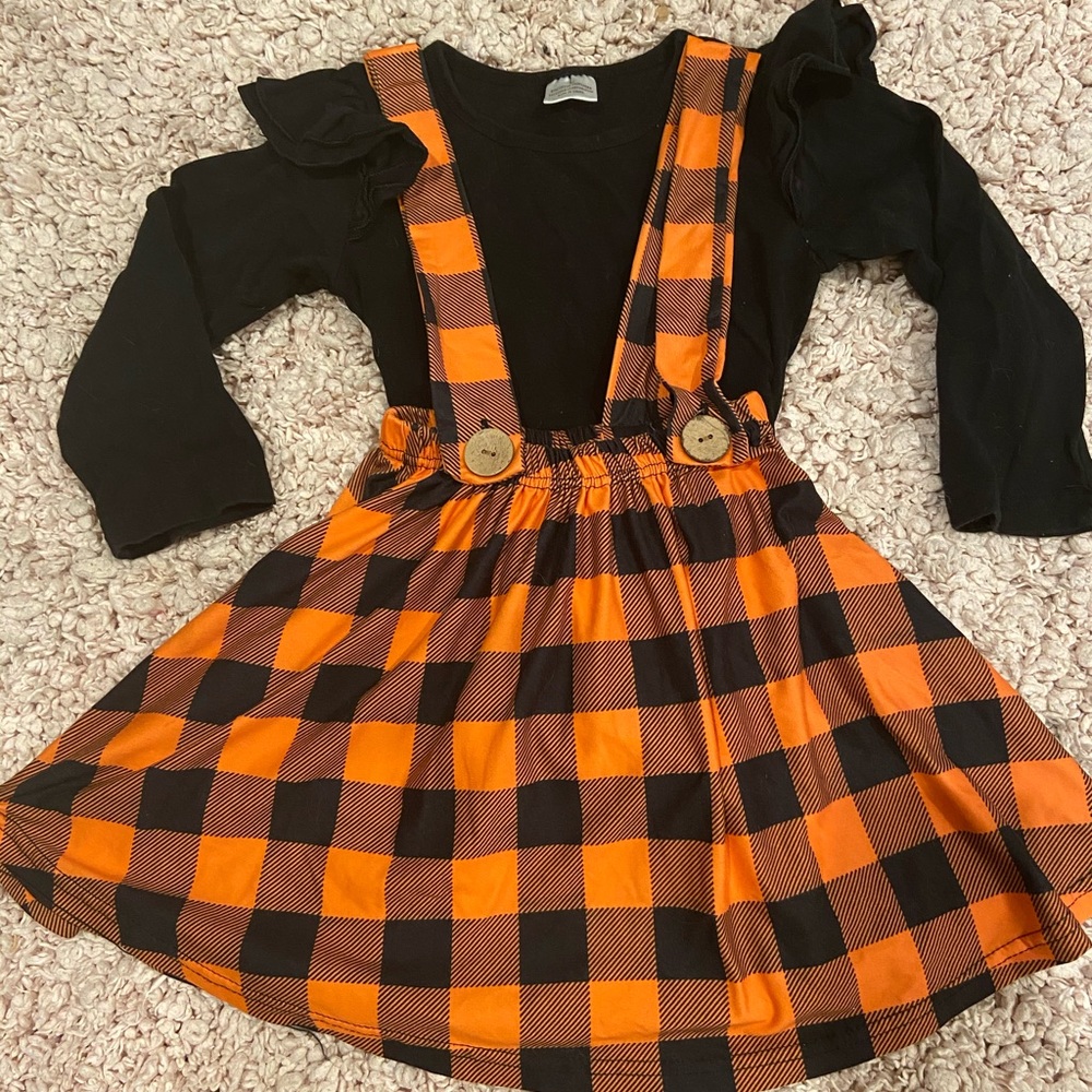 Skirt with suspender set